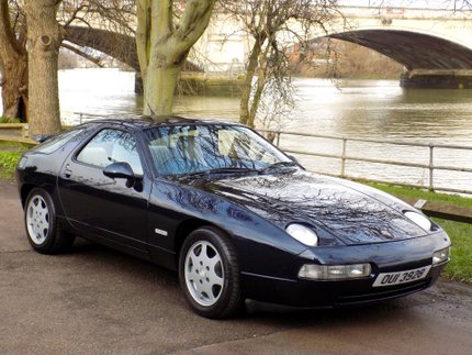 Porsche 928 GT