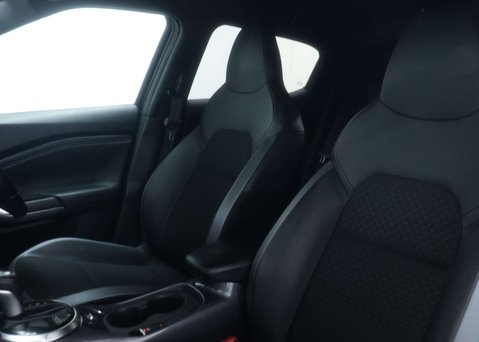 Nissan Juke 1.0 Juke N-Connecta DiG-T Semi-Auto 5dr 43