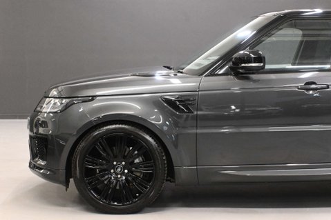 Land Rover Range Rover Sport 3.0 Range Rover Sport HSE Dynamic Black D MHEV Auto 4WD 5dr 16