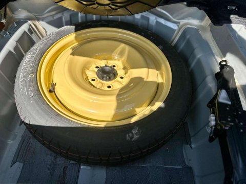 Toyota Crown 3.5 Hybrid Special Edition 5dr 77