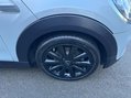 Mini Hatch 1.5 Cooper Euro 6 (s/s) 3dr 25