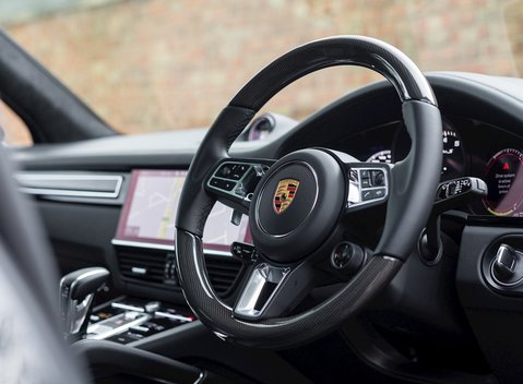 Porsche Cayenne Turbo S E-Hybrid 11