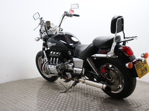 Honda Valkyrie F6C 11