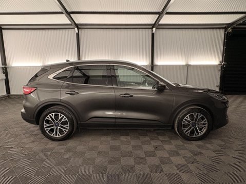 Ford Kuga 2.5 EcoBoost Duratec 14.4kWh Titanium First Edition CVT Euro 6 (s/s) 5dr 53