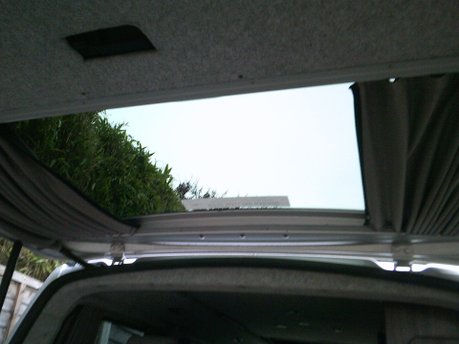 Volkswagen Transporter T30 SWB TDI 4 BETH MOTORHOME 8