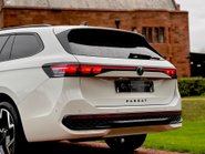 Volkswagen Passat R-LINE DSG 18