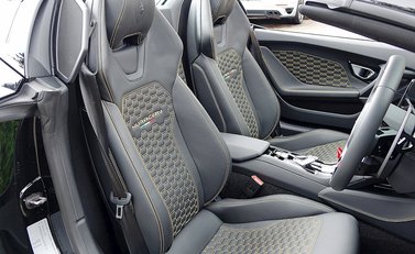 Lamborghini Huracan Spyder 18