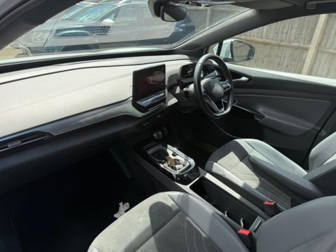 Volkswagen Id.4 Pure 52kWh Life Auto 5dr 7