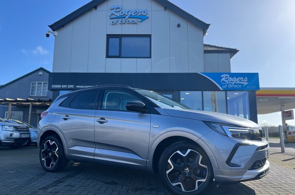 Vauxhall Grandland 1.5 Turbo D Ultimate Auto 2