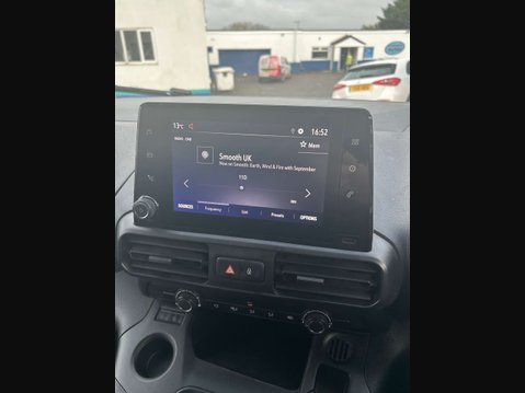 Vauxhall Combo 1.5 Turbo D 2300 Sportive Panel Van 4dr Diesel Manual L1 H1 Euro 6 (100 ps) 25