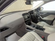 Jaguar F-Pace 2.0 F-PACE Portfolio AWD Auto 4WD 5dr 37