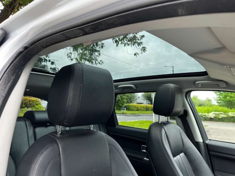 Land Rover Discovery Sport 2.2 Discovery Sport HSE SD4 Auto 4WD 5dr 42