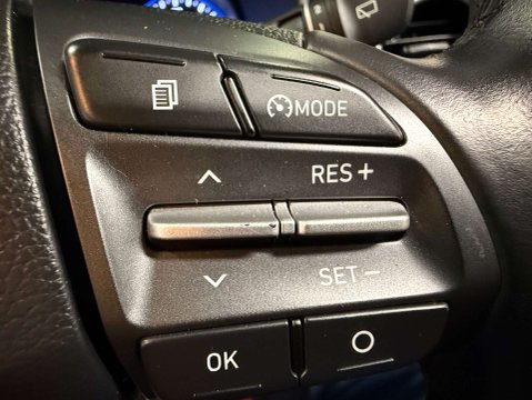 Hyundai KONA 1.0 Kona Play TGDi 5dr 17