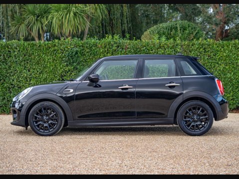 Mini Hatch 1.5 Cooper Classic 5dr 4