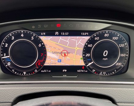 Volkswagen Golf 2.0 Golf R TSi 4WD 5dr 22