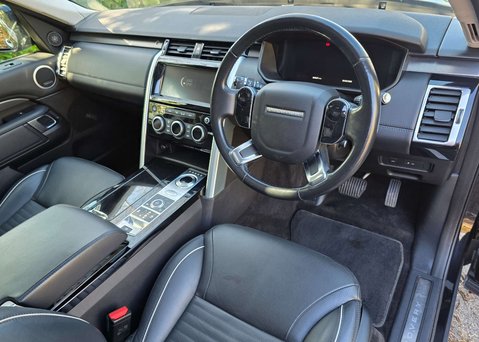 Land Rover Discovery 3.0 Discovery Luxury HSE SD6 Auto 4WD 5dr 17