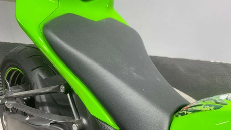 Kawasaki Ninja ZX6R 2009 ONLY 4K MEGA CLEAN 600CC SPORTS BIKE NEW MOT 10