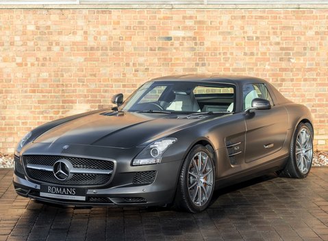 Mercedes-Benz SLS AMG 6