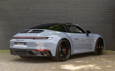 Porsche 911 Targa 4 GTS (992) 4