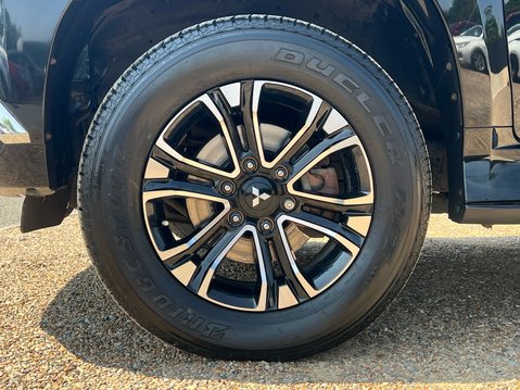Mitsubishi Shogun Sport DI-D 4 4