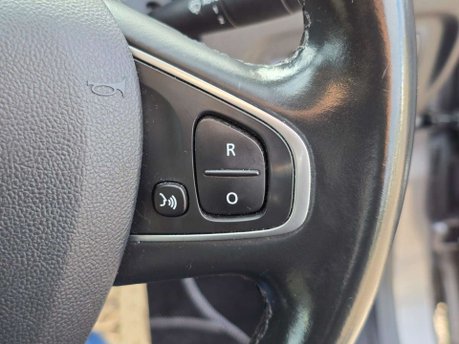 Renault Captur 1.2 TCe ENERGY Dynamique S Nav SUV 5dr Petrol EDC Euro 6 (s/s) (120 ps) 27