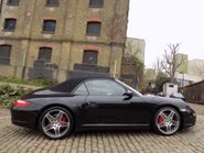 Porsche 911 997 CARRERA 4S CONVERTIBLE 32