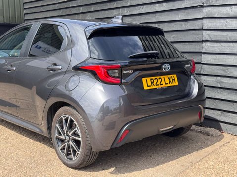 Toyota Yaris 1.5 Yaris Design HEV CVT 5dr 26