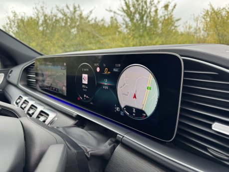 Mercedes-Benz GLE GLE 300D 4Matic AMG Line Premium Plus Auto Diesel 7 SEATER/PAN ROOF/360 CAM 28