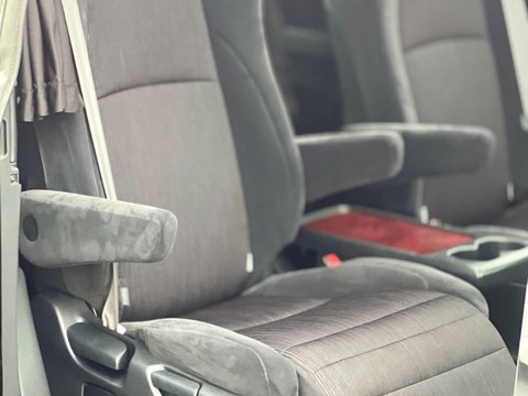 Toyota Vellfire V6 Sunroof 17