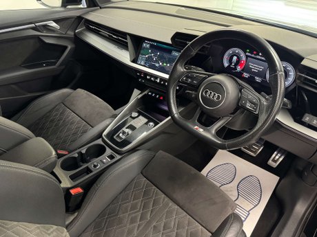 Audi A3 2.0 A3 Sportback 35 TDI S Line Edition 1 Semi-Auto 5dr 32