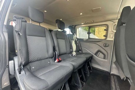 Ford Tourneo Custom 2.0 320 EcoBlue Zetec Minibus Double Cab 5dr Diesel Manual L2 Euro 6 (s/s)  12