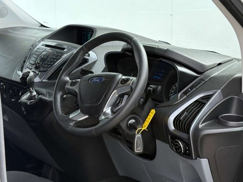 Ford Transit Custom 2.2 Transit Custom 290 Ltd E-Tech 18
