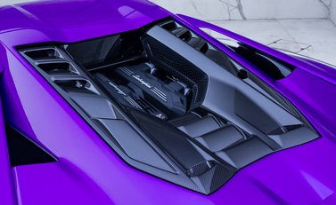 Lamborghini Revuelto 40