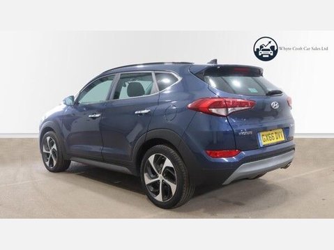 Hyundai TUCSON 2.0 CRDi Blue Drive Premium SE Euro 6 (s/s) 5dr 4