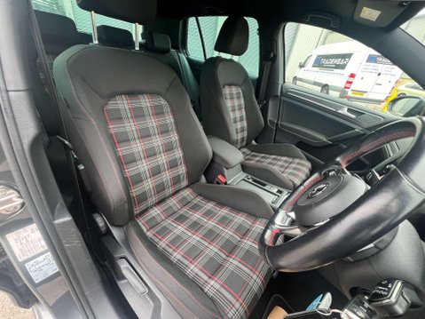 Volkswagen Golf 2.0 Golf GTi Performance TSi Semi-Automatic 5dr - NATIONAL DELIVERY* 8