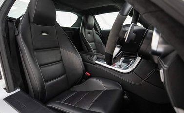 Mercedes-Benz SLS 6.2 63 V8 AMG 2dr 7