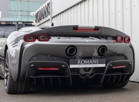 Ferrari SF90 Stradale 24