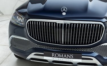 Mercedes-Benz GLS 600 32