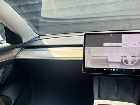 Tesla Model 3 Model 3 Standard Range + 4dr 45