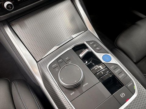 BMW i4 40 83.9kWh M Sport Gran Coupe 5dr Electric Auto eDrive (340 ps) 1 Owner - 17