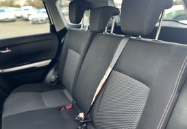 Suzuki Vitara 1.6 SZ-T AUTOMATIC 32