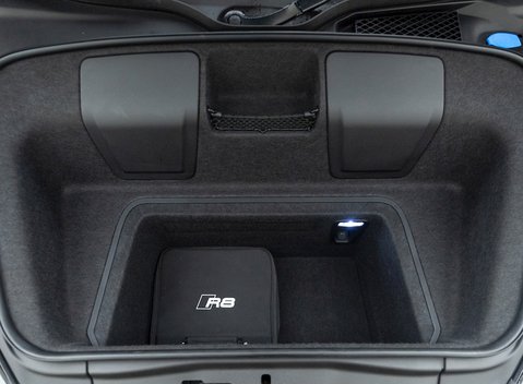 Audi R8 V10 Performance Quattro 24