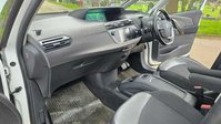 Citroen Grand C4 Picasso 1.6 THP Exclusive+ MPV 5dr Petrol EAT6 Euro 6 (s/s) (165 ps) 21