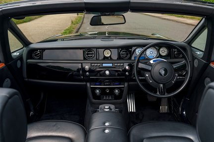 Rolls-Royce Phantom Drophead Coupé 18