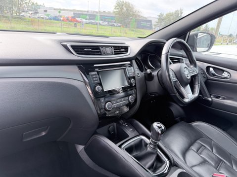 Nissan Qashqai 1.3 DIG-T TEKNA PLUS 8