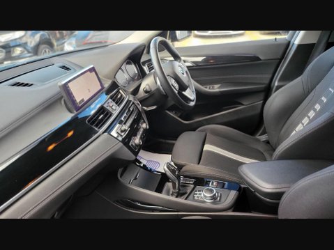 BMW X2 SDRIVE18D SPORT 26