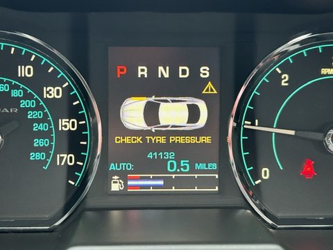 Jaguar XF D LUXURY 13