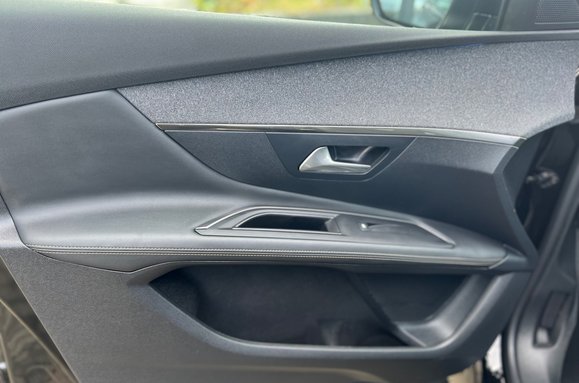 Peugeot 3008 PURETECH S/S 1.2 GT LINE PREMIUM AUTO 28