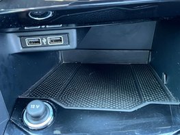 Volkswagen T-Roc 1.5 T-Roc SEL TSi Evo 5dr 56