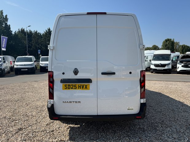 Renault Master LWB L3H2 Medium Roof Advance Air Con Sensors EURO 6 7